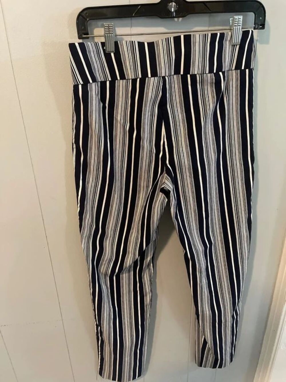 New Direction Size 8 - Picture 3 of 4